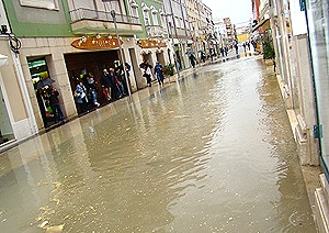 1286 04ca591c 5099 4749 82a1 bd88cd30bb49 inunda1 1286 04ca591c 5099 4749 82a1 bd88cd30bb49 inunda1