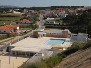 2205 f475ef2e 2d18 4d03 a683 30351fdd8b5f piscina