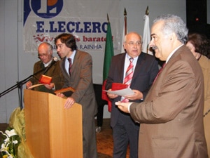 8745 ff1097c3 e36d 4107 8d6f f838d4bf5455 pimpoes