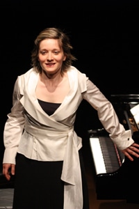 11890 c921e300 081f 4c66 ae11 3cf5148cfe5b luisa1 11890 c921e300 081f 4c66 ae11 3cf5148cfe5b luisa1