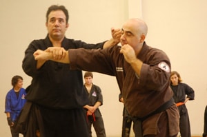 15921 1b81132b 077f 40c5 9fd5 342b380acef2 farang1