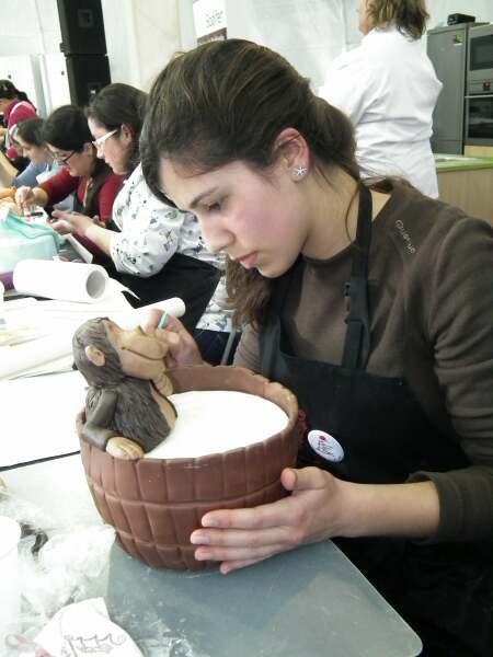 57018 6f4ee608 50e5 4729 b101 e8f53c9b3edb cake1