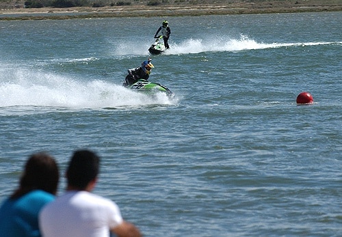 58009 73a22ffc ce91 451c 8101 eda399aa3497 jetski 1