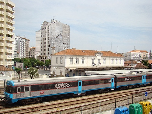 58027 254002a1 6eed 4faa a0c0 8820a2623ece comboio