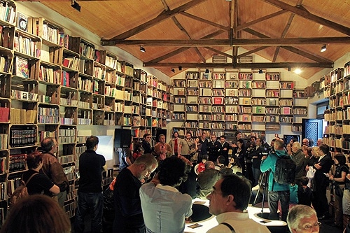 58267 7623e894 219c 46b8 ba26 be3c3f628c6d literaria