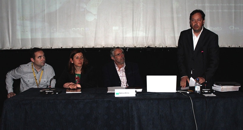 59749-493faa39-10d2-4126-9e16-8f464fb1ab1a-educao