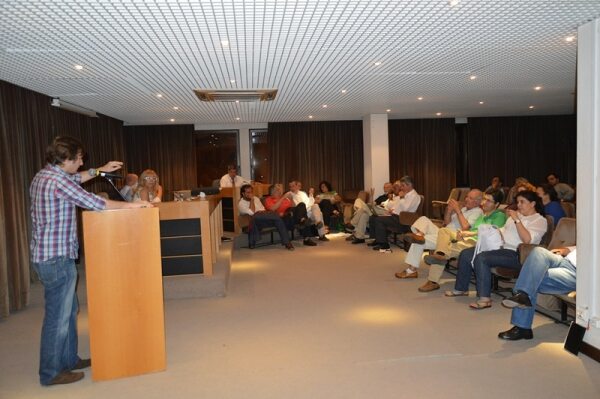 59814 36b10255 bbad 4f42 b405 f48b14cd67d6 assembleia