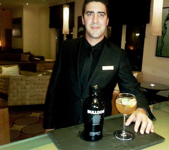 59866 7833f99b 4474 472e ac5f 175d89d75ce7 chefe bares.1pg