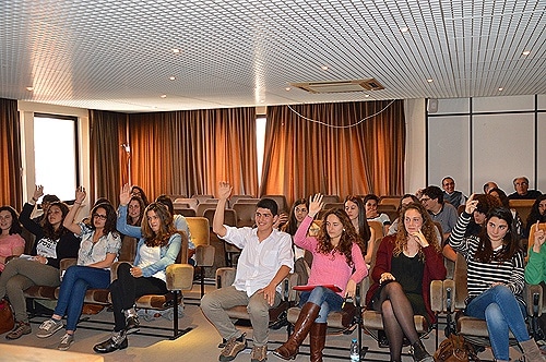 65438 7d219005 5559 4f53 b03c fbf175f59ab4 assembleia juventude 1