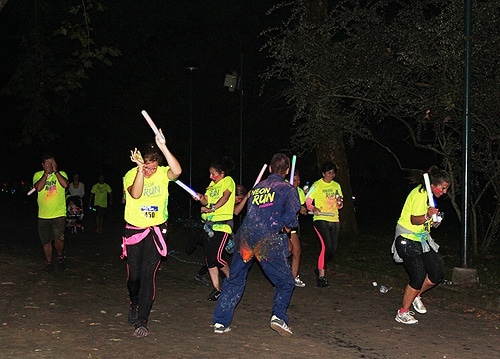 66465 845cda3b d093 4d5e 8730 4e32b774737f neon1