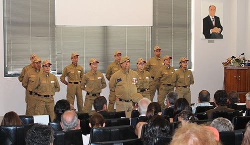 66497 f0512049 ada0 456f 9668 49f97d4f1472 cruz