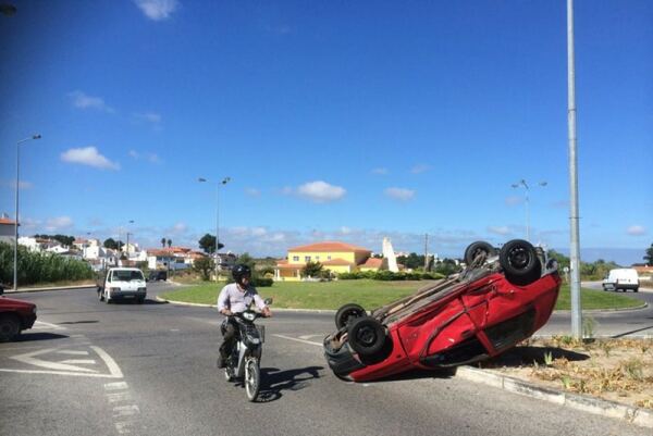 66849 afbf1dee 8f31 4de2 959c 485a31b12413 capotou 66849 afbf1dee 8f31 4de2 959c 485a31b12413 capotou