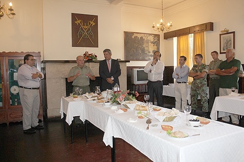 67005 d9552511 3155 42b9 a7a9 c3dd99734f0c comandante1