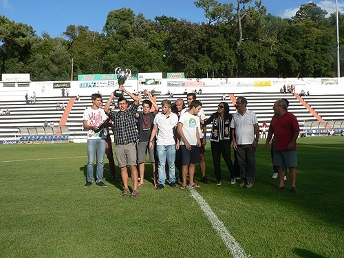 67036 3d86bce1 9e28 47ec a747 afa042646bf6 juvenis 1 67036 3d86bce1 9e28 47ec a747 afa042646bf6 juvenis 1