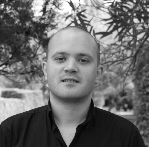 67082 8d04c681 6209 4a46 b5ca 6e22f0bbf3b3 livro