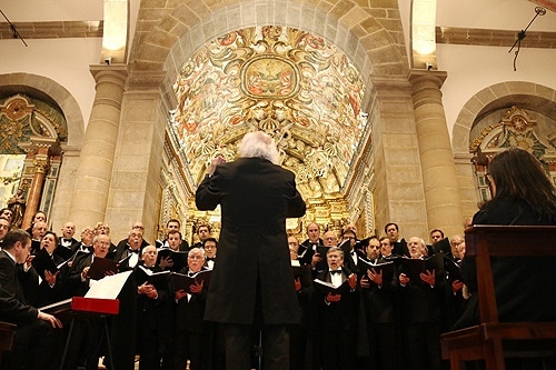 70453-c496d729-da23-42b5-b9d1-49bd87cce1e3-concerto