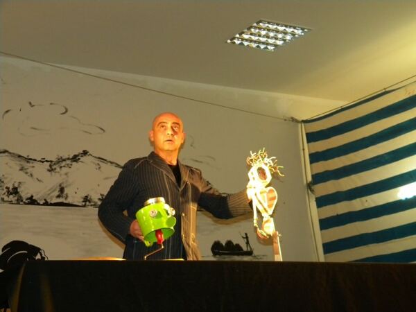 70646 e2e23f64 cf9b 4051 ab12 5987e0fd0a33 marionetas1