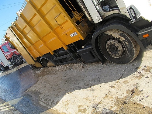 72235-3de85115-2d7c-470e-84eb-ad45e9068bc4-lixo1