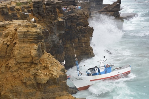 73031 583c2032 12e9 4cb4 8f2b 031851d6ec35 encalhado1