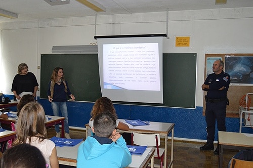 75250 137ce278 5467 48cb bc05 0be14b3bfe37 bullying