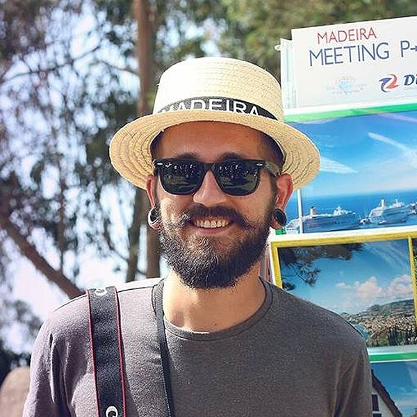 76933 6b97cc00 d4e6 4721 8f94 d8063c8ba790 david