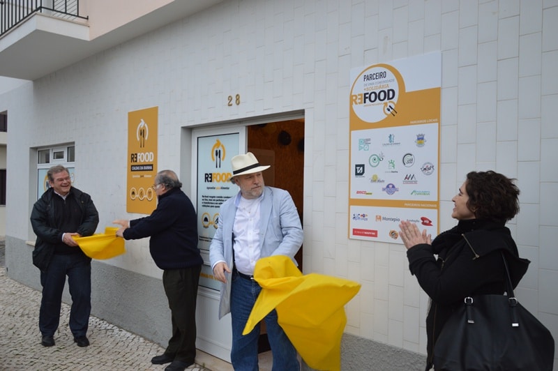 77086-515fec18-7648-4658-aa41-fe8894b16bcf-refood-1