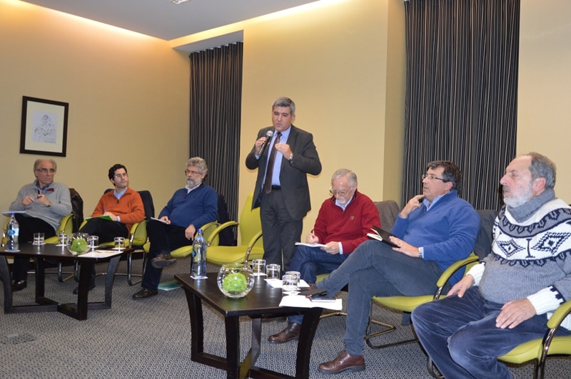 77096-ea6370a4-33a4-421b-8280-5f8566d5201a-debate-termas-1