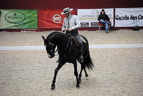 77148 fc296f38 a97e 4441 af39 3925c9981b48 trabalho