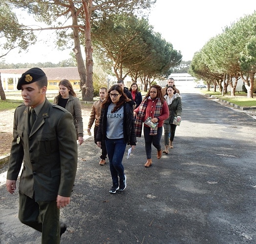 79866 13b9658e f4f4 449a b9d3 afb69e12eb64 sargentos1