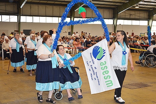 81108 80f0f664 f524 4501 bf44 abce77b73404 seniores1