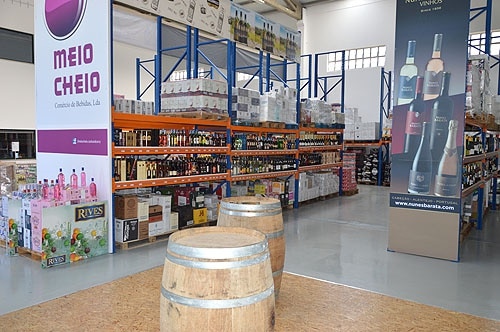 81380 0c7164b5 9a44 476d b09a 6c3988beafdb meio cheio1