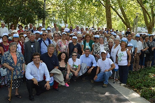 82819 f5f98c30 c26d 43a3 954d dd2c9dfc3ccb idosos1