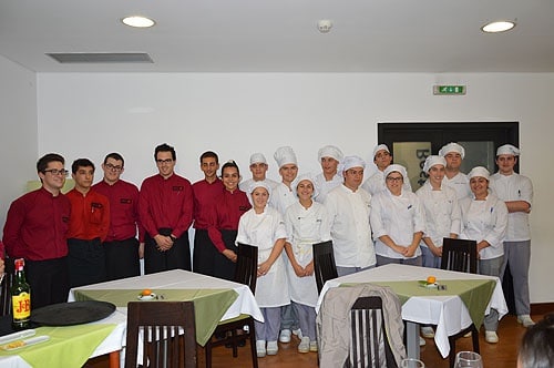 84180-28b9c605-8a4b-4256-8e66-cdd95ea8a64a-raizes-1