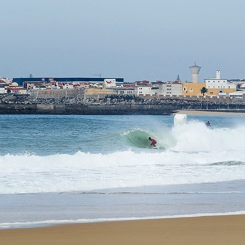 84288 fec371bd b830 44b3 a837 c02f432a7c0c surf1