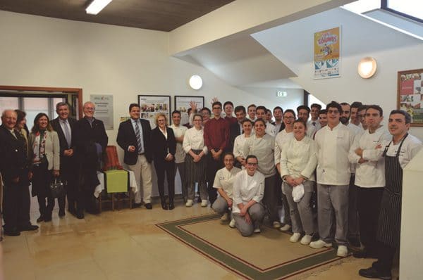 102895 a6899bf4 14ac 4888 858f ce7a09993d0a bbc2a64c 2948 4afd a83c e0baf882f1d0 ferreira da silva 1 102895 a6899bf4 14ac 4888 858f ce7a09993d0a bbc2a64c 2948 4afd a83c e0baf882f1d0 ferreira da silva 1