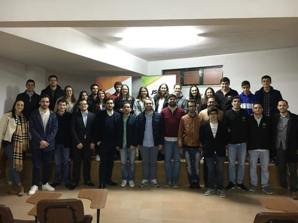 103231 ed62c6a0 d6ef 4bdb b857 3dbd530e8c5d f8b12b11 1b70 4da9 91af 09f6e875d00c jsd