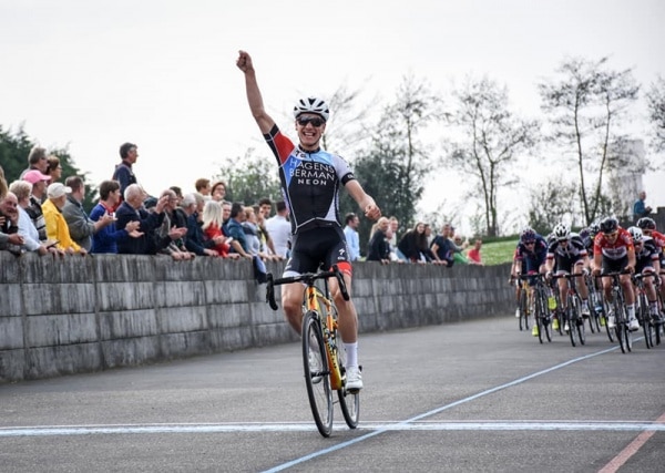 103341 22981ac6 5136 4306 8d0d 09031efae72d 19cf5f25 c7a1 4a2b 948f cfb7227eea4b ciclista