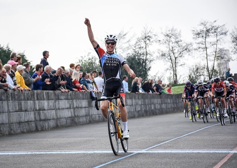 103341-22981ac6-5136-4306-8d0d-09031efae72d-19cf5f25-c7a1-4a2b-948f-cfb7227eea4b-ciclista