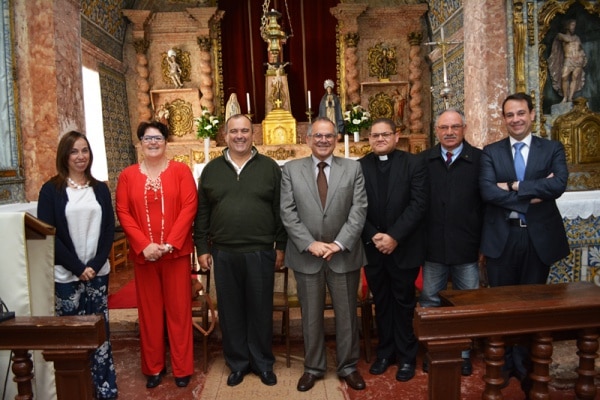 103376 4de29a6c c6e0 40fe bb93 6d3543189af2 85adf669 a9f5 4115 887a a9260915dc26 capela