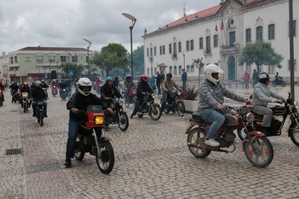 104068 c96dc29b 7787 4d54 947e 867ec158cea7 edafafe3 651f 436d 8517 5ee39667db7a motas