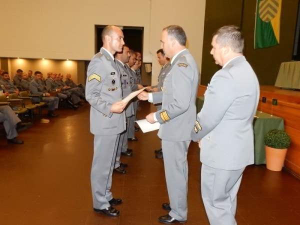 104616 b0be890b 4b6a 4a59 8849 e00c1079ebd2 1c5715df 6548 413e 9a16 0c0123718a2c ajudantes 104616 b0be890b 4b6a 4a59 8849 e00c1079ebd2 1c5715df 6548 413e 9a16 0c0123718a2c ajudantes