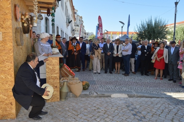 104703 cefc8182 f95f 48eb 8834 4cf3b099459b 5f7416d4 681d 45a1 9f4a 435bd76327e4 vinho1