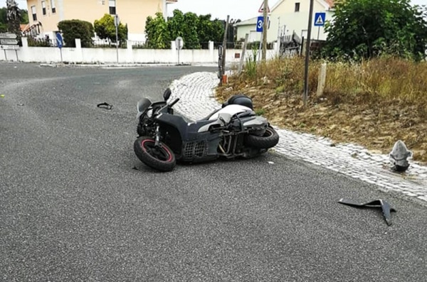 104759 2acf811b 0b5b 4112 9d20 33549f3b1a02 857e2914 c788 451d 99d3 3e224407c2e7 motard