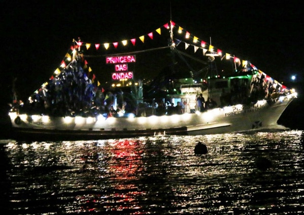 104771 c9fe7e7f e20d 41bc a10b 99c4454574bf 2776d441 677e 4f52 978f 50a5a31a54a3 procissao