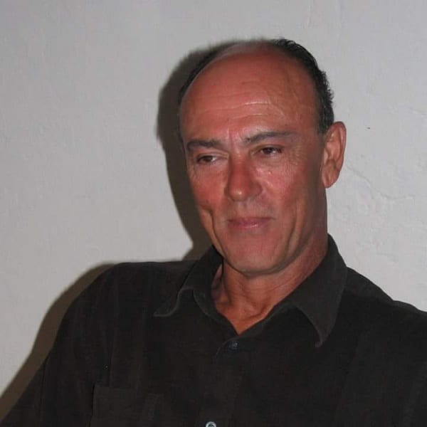 104826 81c3e5fb a94d 4df3 a984 ae79312707e4 6c5d9453 1bec 4e8a b9fe 953feec38ace esad