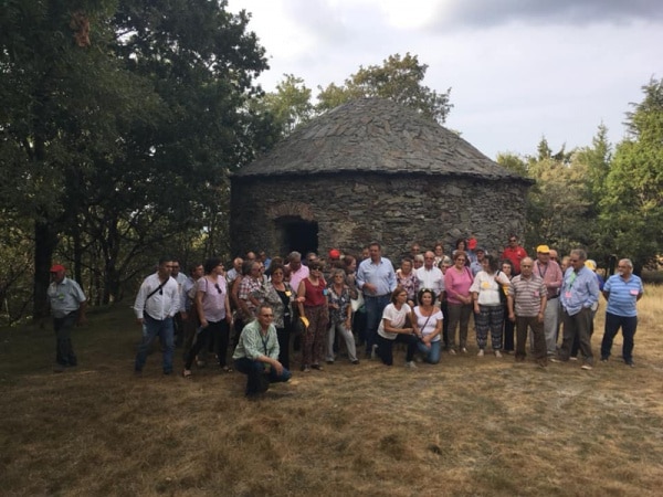 105131 09e5c950 da81 49dd ac46 cc138c8978d0 15fb17d7 38bb 48a3 a624 99c8d8d5c58b social