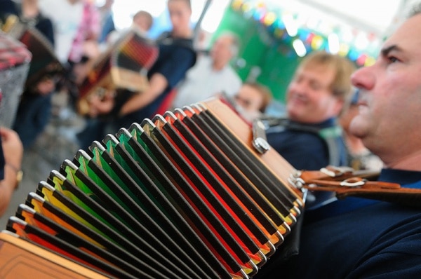 105420 4c3515f1 74b1 4bf3 915b dafa3005bf3a fe2008ae dd5a 486c 9901 9ae9ccef0d52 concertinas 105420 4c3515f1 74b1 4bf3 915b dafa3005bf3a fe2008ae dd5a 486c 9901 9ae9ccef0d52 concertinas