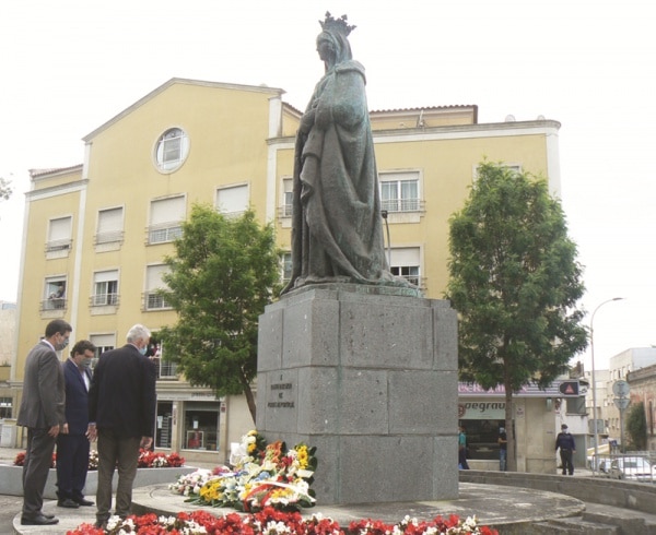 111400 15maio1 111400 15maio1