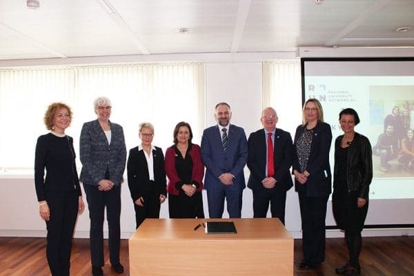 111849 universidade 111849 universidade