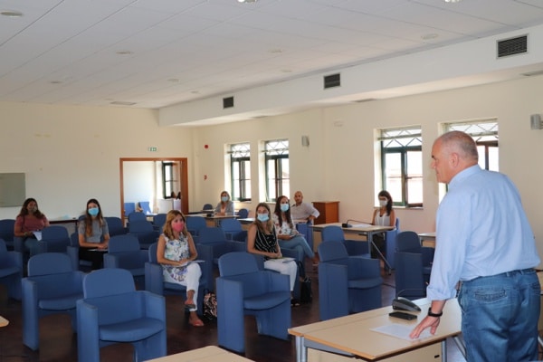 111942 estagirias 111942 estagirias